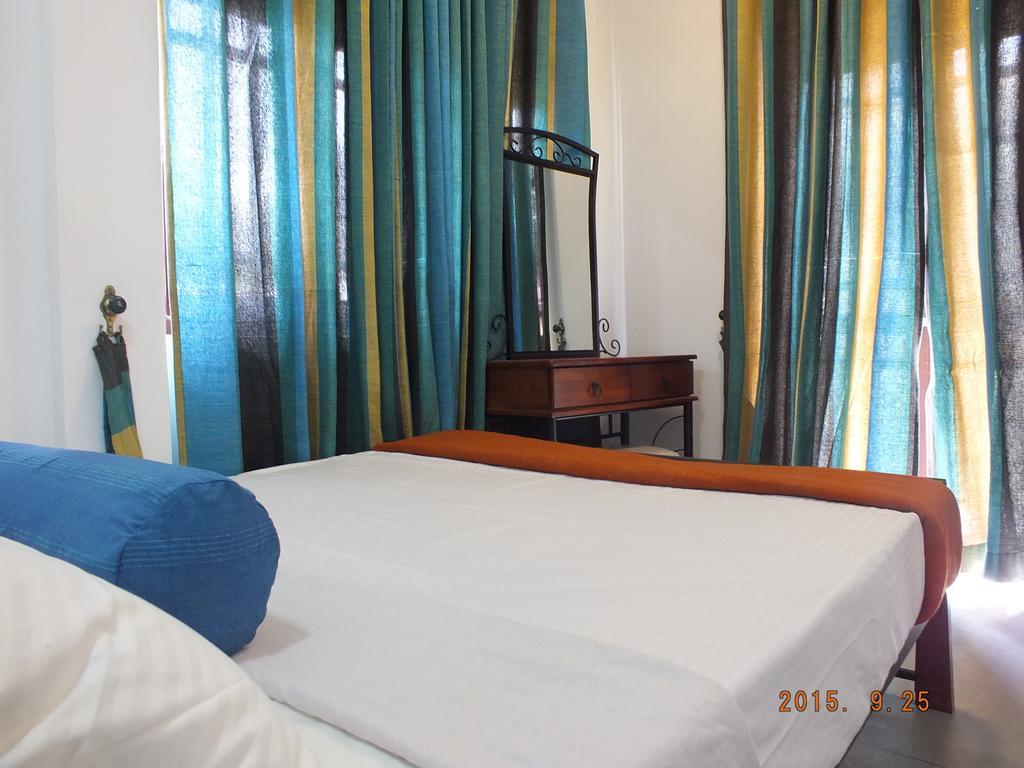 White House Ella Hotel Cameră foto